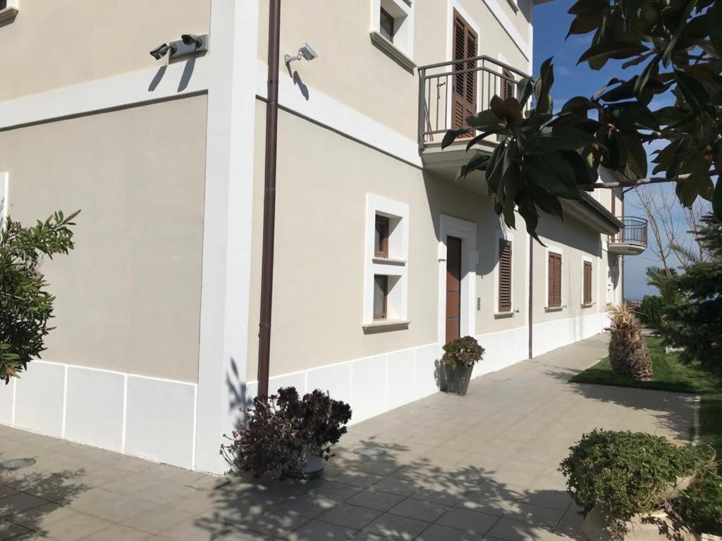 Villa Torre Degli Ulivi Corigliano Calabro Eksteriør billede